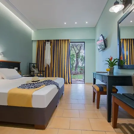 Golden Coast & 4* Marathon (Attica)