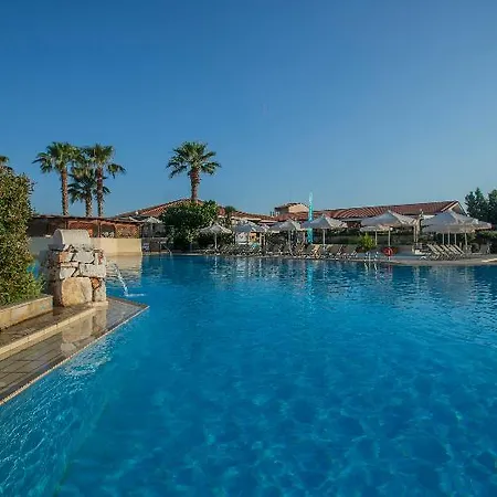 Hotel Golden Coast &